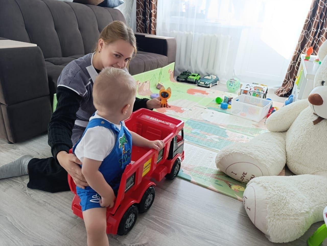 НАША РУБРИКА "СЕРДЦЕ ОТДАЮ ЛЮДЯМ"