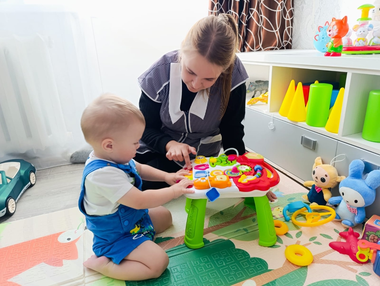 Что делать маме, когда нужно решить важный вопрос, а ребенка оставить не с кем?